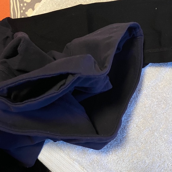 ALO Yoga Godess Leggings - Picture 10 of 10